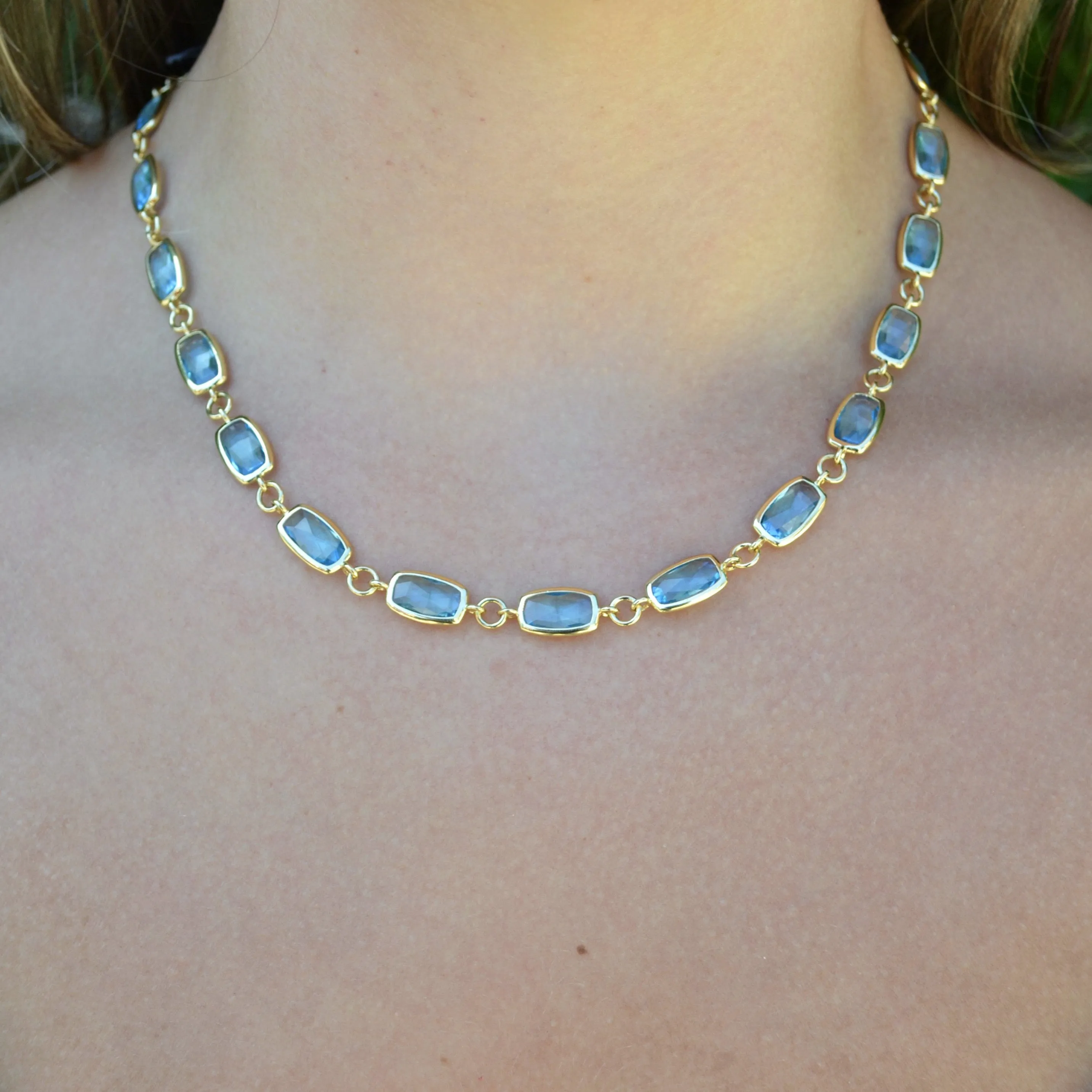 A & Furst - Gaia - Necklace with Swiss Blue Topaz, 18k Yellow Gold