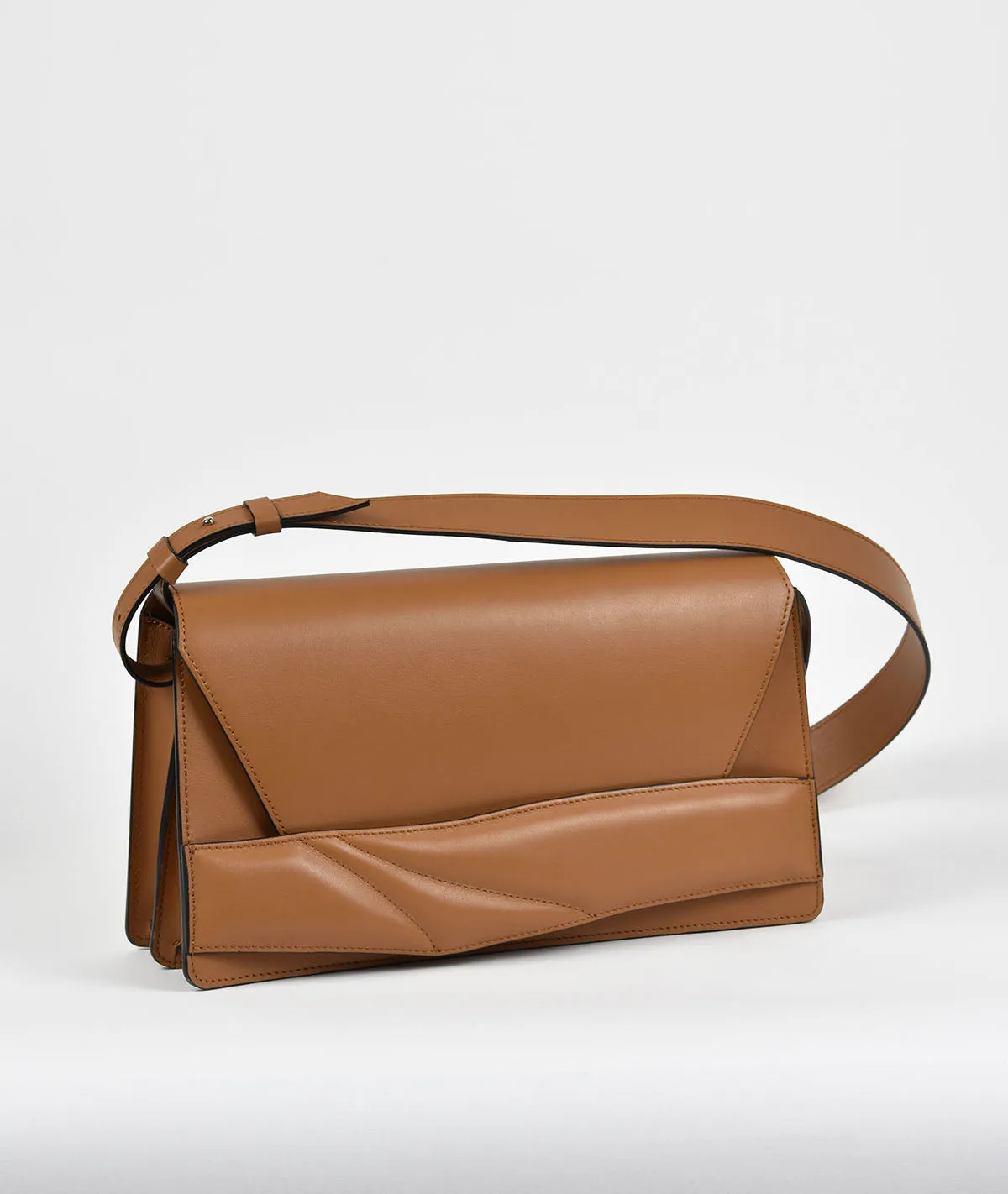 Balance Bag - Smooth Hazel