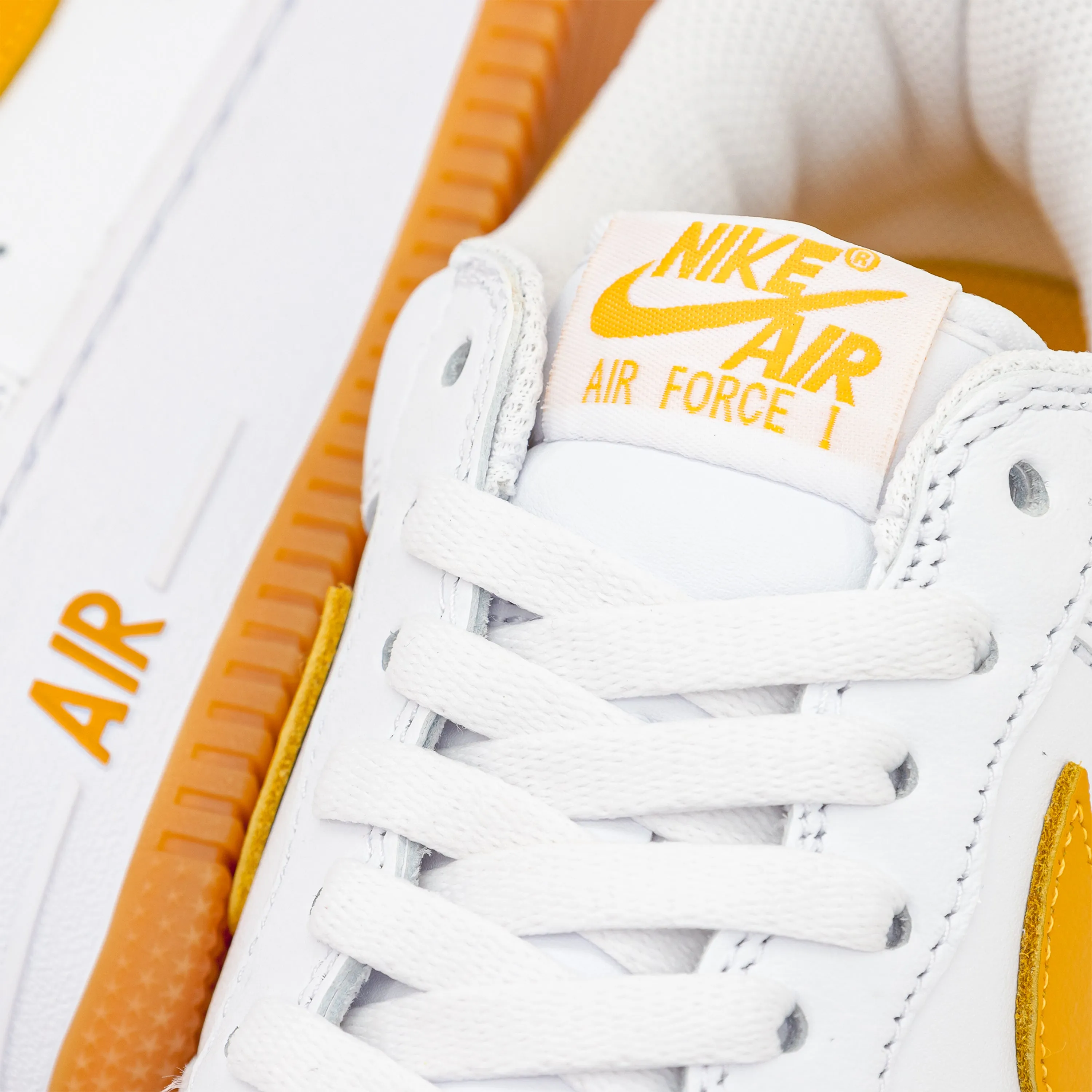 Nike Air Force 1 Low Retro QS Waterproof "University Gold" FD7039-100