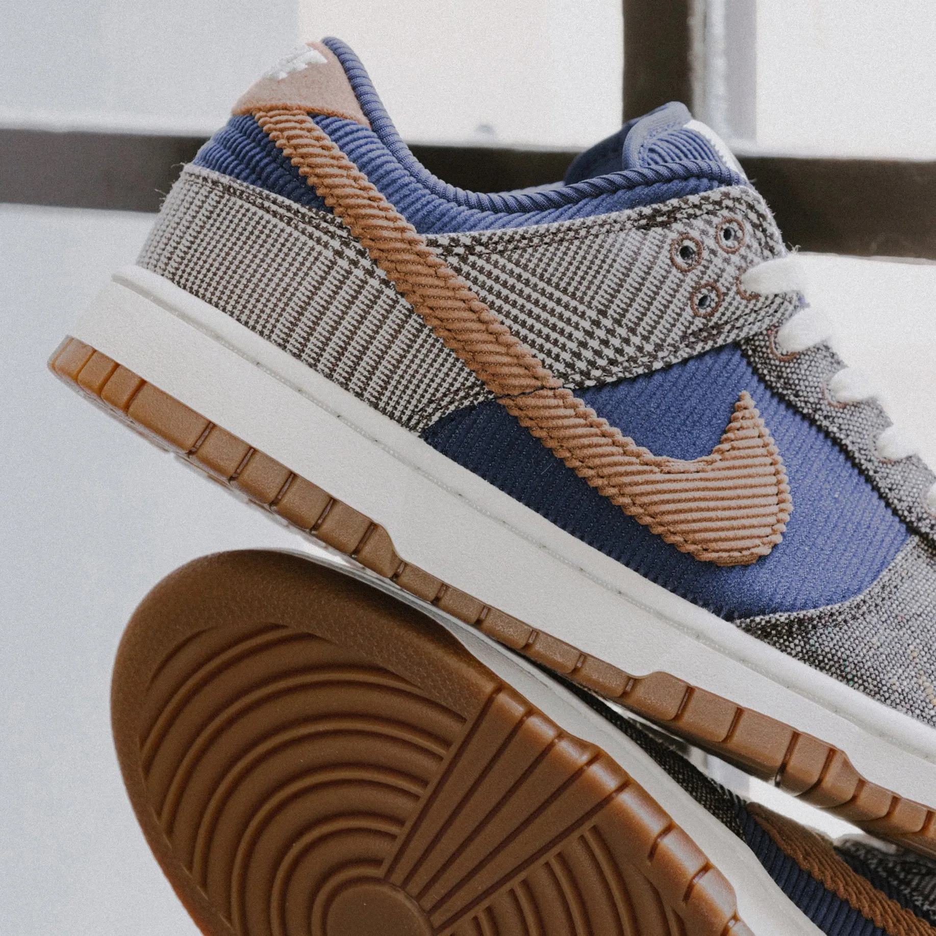 Nike Dunk Low Prm "Tweed Corduroy" FQ8746-410