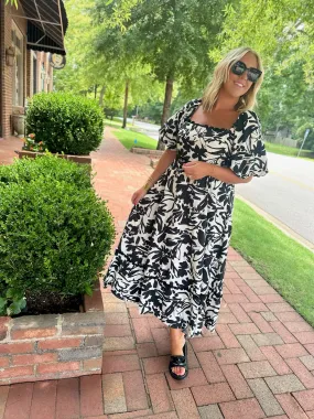 Now I Got You Floral Print Bubble Sleeve Black And White Midi Dress