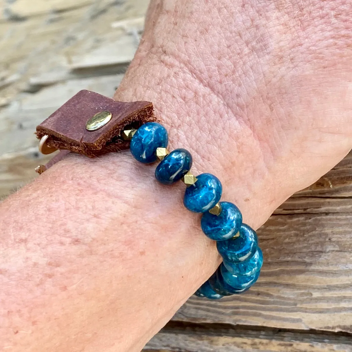 True Self Discovery: Apatite Confidence Bracelet