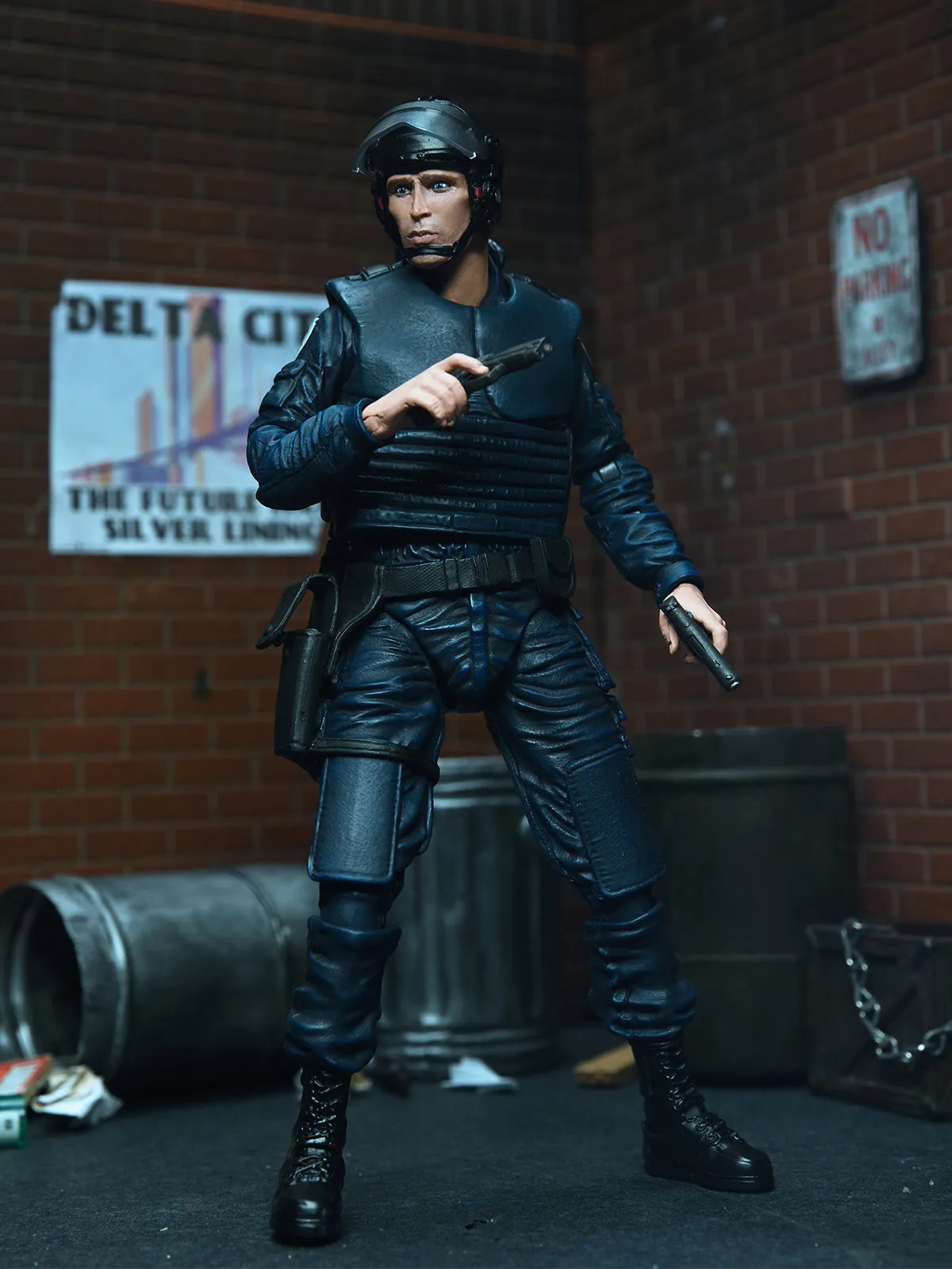 Ultimate Alex Murphy OCP Cop Uniform - 7 Scale Clothed Action Figurine - Robocop - NECA Collectibles