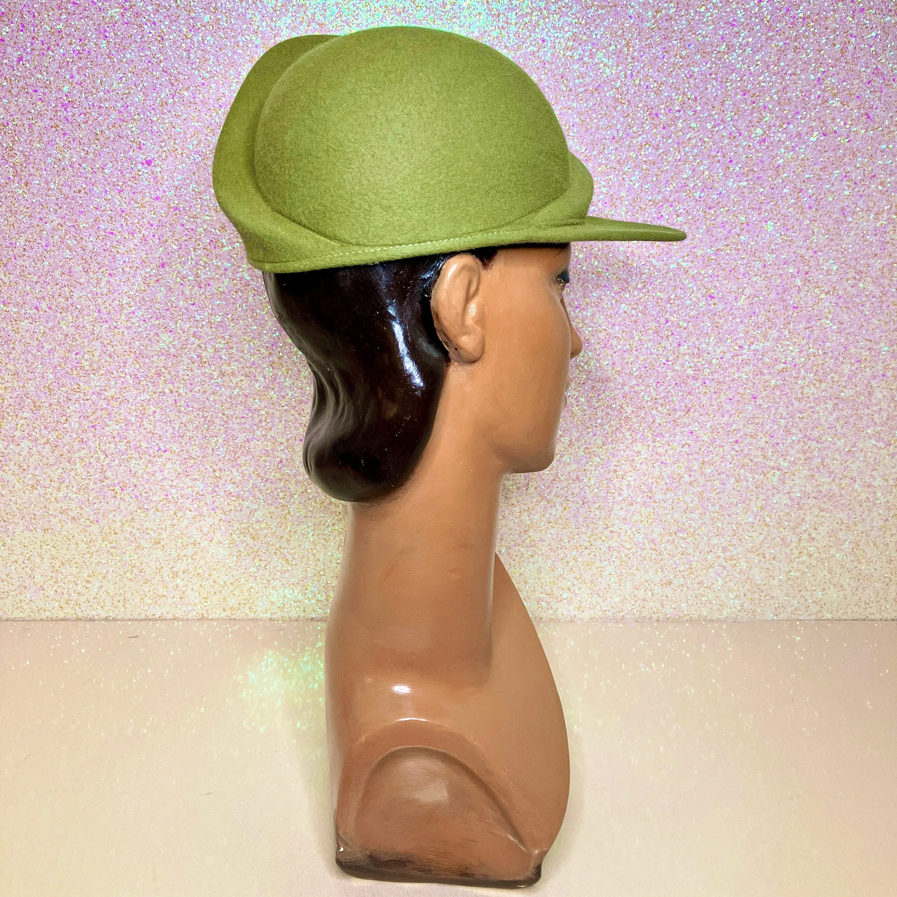 WEARCAPS Green Swoop Cap - Unika