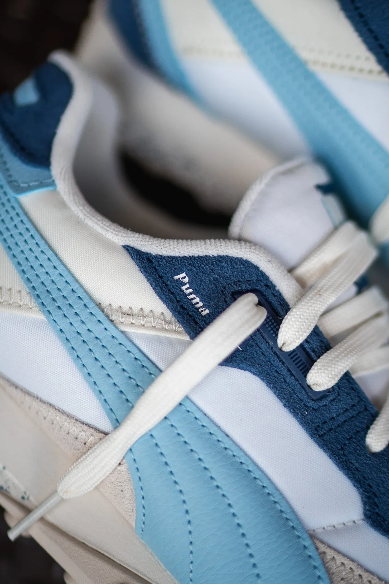 Women Puma Blacktop Rider (Warm White/Inky Blue)