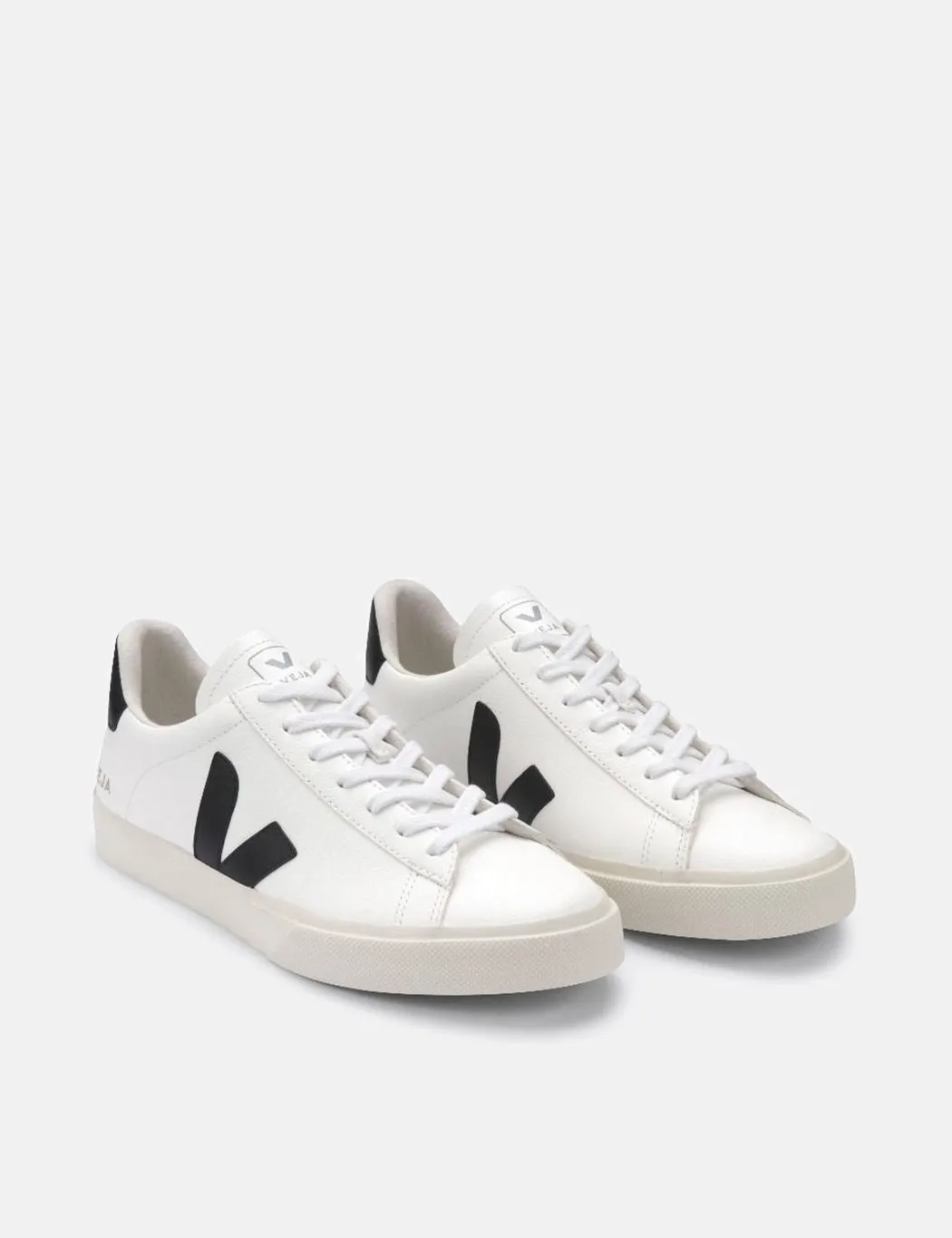 Womens Veja Campo Trainers (Chrome Free Leather) - White/Black